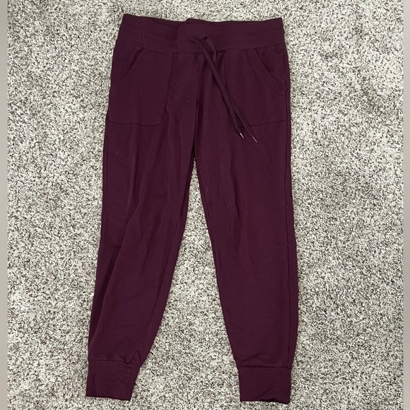 MAROON SWEAT PANTS - Picture 1 of 1